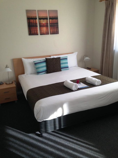 Beaches Serviced Apartments - Accommodation in Surfers Paradise 40