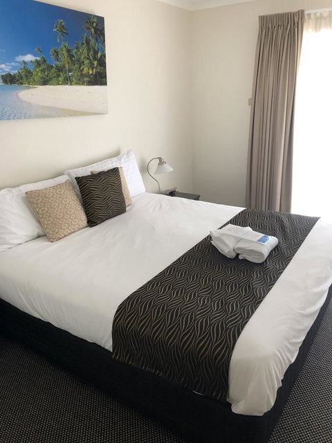Beaches Serviced Apartments - Accommodation in Surfers Paradise 6