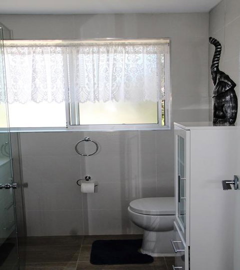 Beaches Serviced Apartments - Accommodation in Surfers Paradise 2