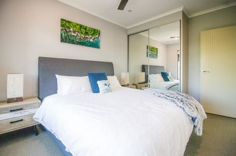 ZEN BY THE WATER - Esplanade Darwin Retreat - Accommodation in Surfers Paradise 14