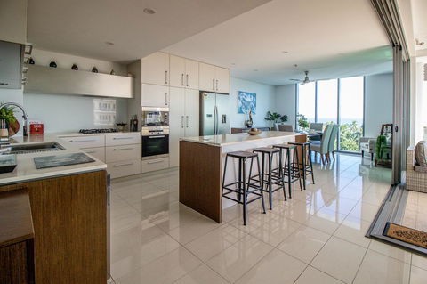 ZEN BY THE WATER - Esplanade Darwin Retreat - Accommodation in Surfers Paradise 7