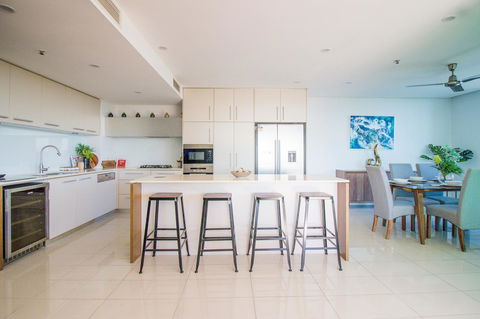ZEN BY THE WATER - Esplanade Darwin Retreat - Accommodation in Surfers Paradise 21