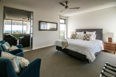 ZEN BY THE WATER - Esplanade Darwin Retreat - Accommodation in Surfers Paradise 5
