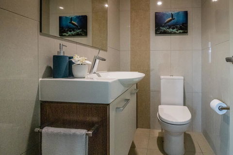 ZEN BY THE WATER - Esplanade Darwin Retreat - Accommodation in Surfers Paradise 36