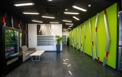 Magnum Serviced Apartments - Accommodation in Surfers Paradise 18