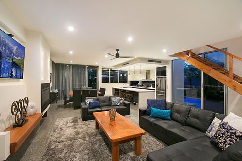 Salt Village Retreat - Accommodation in Surfers Paradise 2