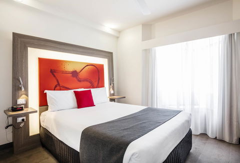 Novotel Darwin CBD - Accommodation in Surfers Paradise 5