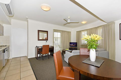 Metro Advance Apartments & Hotel - Accommodation in Surfers Paradise 16