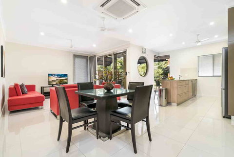 Elsey On Parap - Accommodation in Surfers Paradise 3