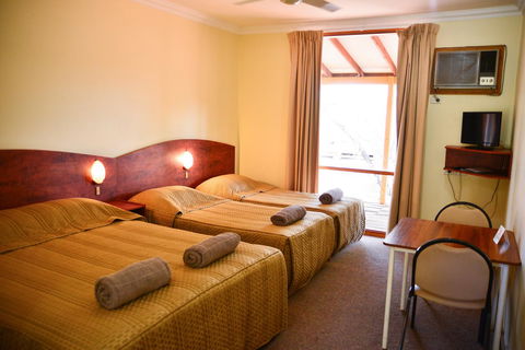 Erldunda Desert Oaks Resort - Accommodation in Surfers Paradise 37