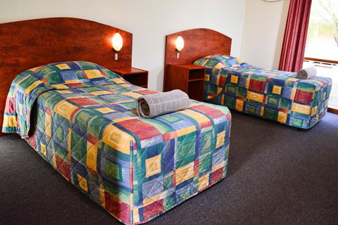 Erldunda Desert Oaks Resort - Accommodation in Surfers Paradise 35