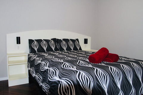 Erldunda Desert Oaks Resort - Accommodation in Surfers Paradise 5