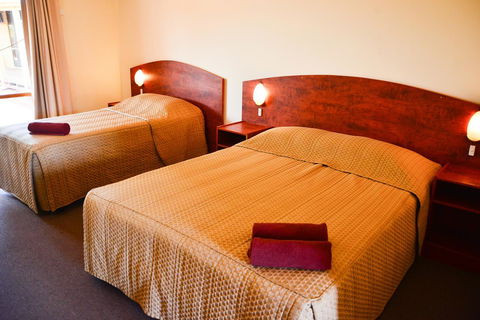 Erldunda Desert Oaks Resort - Accommodation in Surfers Paradise 33