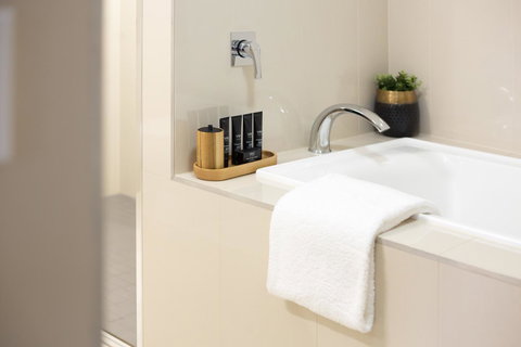 The Smith Hotel Darwin - Accommodation in Surfers Paradise 13