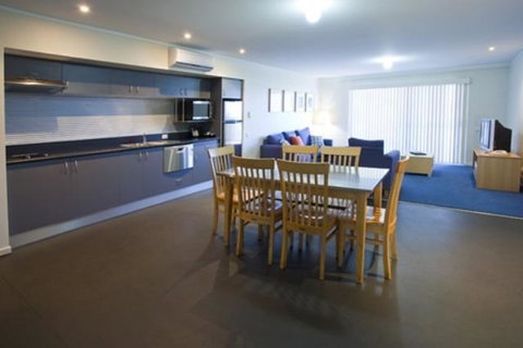 Corrigans Cove - Accommodation in Surfers Paradise 5