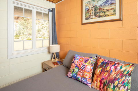 Glen Helen Lodge - Accommodation in Surfers Paradise 13