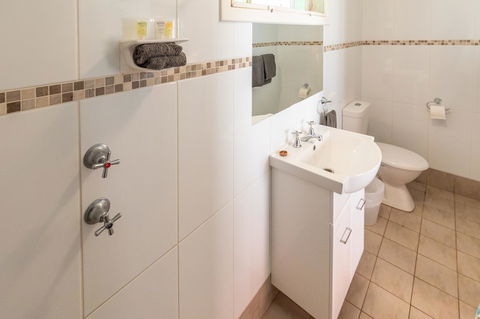 Glen Helen Lodge - Accommodation in Surfers Paradise 22