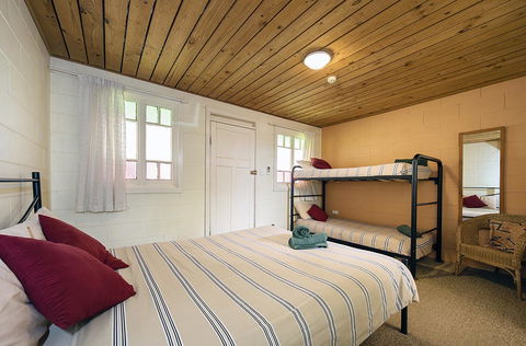 Glen Helen Lodge - Accommodation in Surfers Paradise 11
