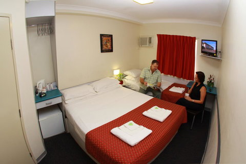 Value Inn - Accommodation in Surfers Paradise 14
