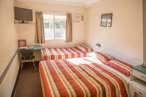Value Inn - Accommodation in Surfers Paradise 5