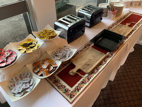 Winnellie Hotel Motel - Accommodation in Surfers Paradise 6