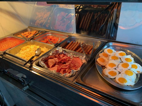 Winnellie Hotel Motel - Accommodation in Surfers Paradise 7