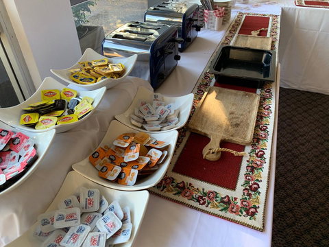 Winnellie Hotel Motel - Accommodation in Surfers Paradise 4