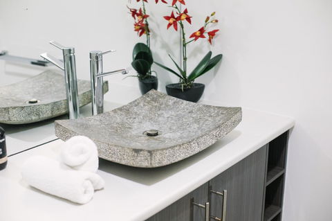 CitySide Apartment - 2 Bedroom With Private Courtyard - Accommodation in Surfers Paradise 19