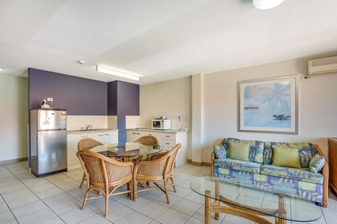 Nelson Bay Breeze - Accommodation in Surfers Paradise 26