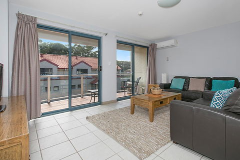Nelson Bay Breeze - Accommodation in Surfers Paradise 11