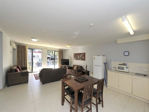 Nelson Bay Breeze - Accommodation in Surfers Paradise 8