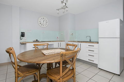 Nelson Bay Breeze - Accommodation in Surfers Paradise 13