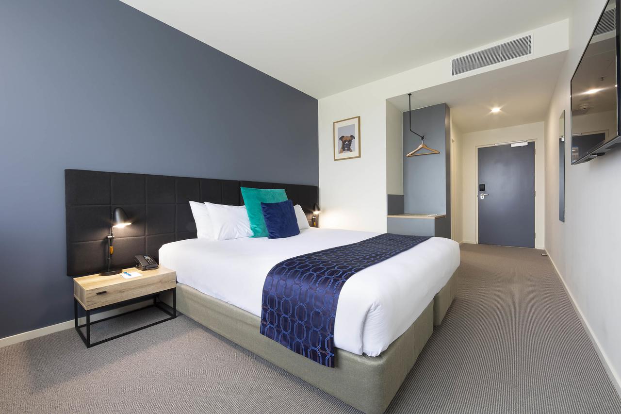 Braddon ACT Accommodation in Surfers Paradise