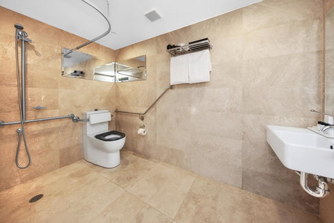 Canberra Rex Hotel - Accommodation in Surfers Paradise 42