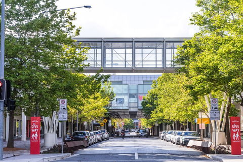 Highgate Executive Apartment City Walk Canberra - Accommodation in Surfers Paradise 36