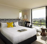 QT Canberra - Accommodation in Surfers Paradise