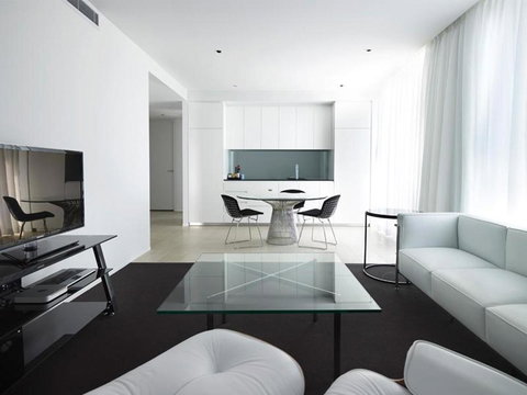 Burbury Hotel - Accommodation in Surfers Paradise 7