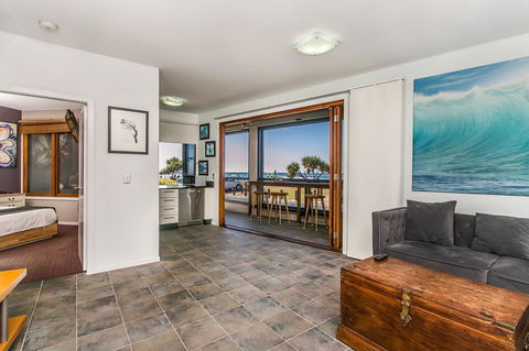Lennox Holiday Apartments - Accommodation in Surfers Paradise 40