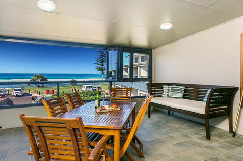 Lennox Holiday Apartments - Accommodation in Surfers Paradise 2