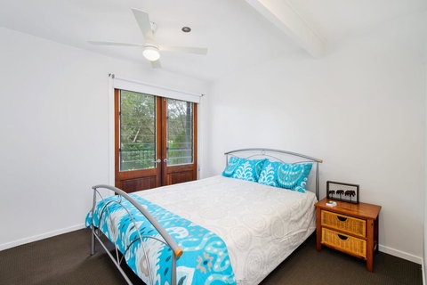 BONNY BEACH HOUSE - Holiday Accomodation With Pool - Accommodation in Surfers Paradise 2