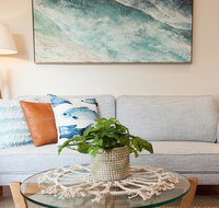 Boutique hideaway with direct lagoon access - Accommodation in Surfers Paradise