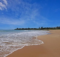 Bowery Beach House - spacious family accommodation - Accommodation in Surfers Paradise