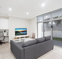 Brand New 2 bedroom Apartment for 7 People - Accommodation in Surfers Paradise