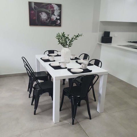 Brand New Apartment In Prime Location In Penrith - Accommodation in Surfers Paradise 2