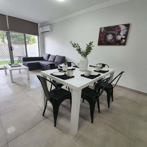 Brand New Apartment In Prime Location In Penrith - Accommodation in Surfers Paradise 1