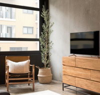BRAND NEW BOUTIQUE WAREHOUSE 2BR APT KING BEDS KINGSTON in CANBERRA - Accommodation in Surfers Paradise