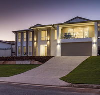 Brand New Executive Living - Accommodation in Surfers Paradise