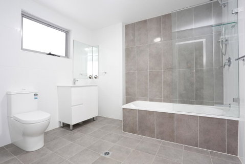 Brand New Family Friendly Apartment For 7 - Accommodation in Surfers Paradise 0