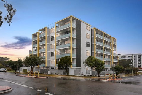 Brand New Family Friendly Apartment For 7 - Accommodation in Surfers Paradise 1