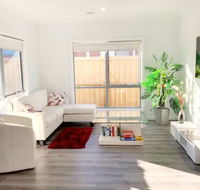 Brand New Home 10 mins to Beach Torquay Geelong Deakin Hospitals - Accommodation in Surfers Paradise